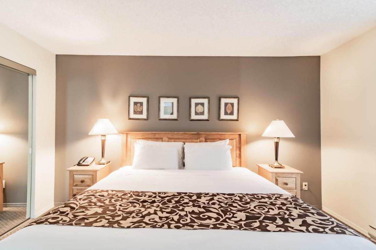 Snowbird Townhouses By Elevate Vacations Whistler Eksteriør bilde