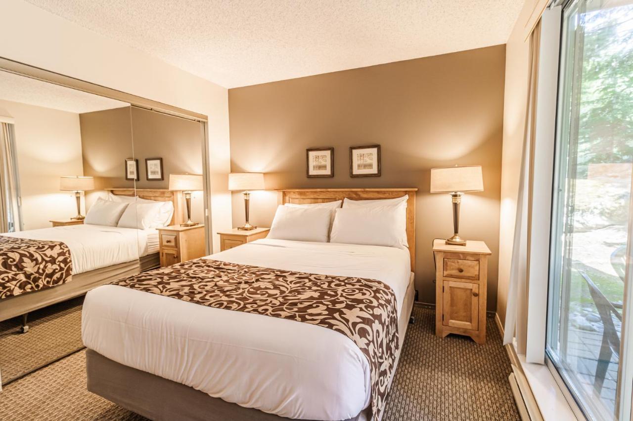 Snowbird Townhouses By Elevate Vacations Whistler Eksteriør bilde