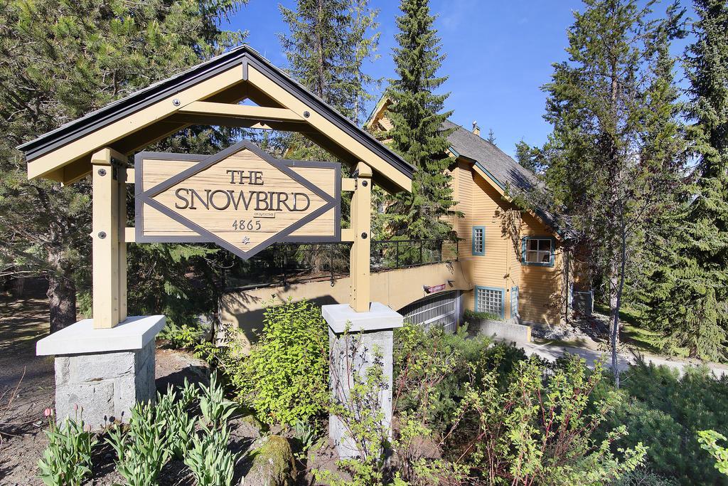 Snowbird Townhouses By Elevate Vacations Whistler Eksteriør bilde
